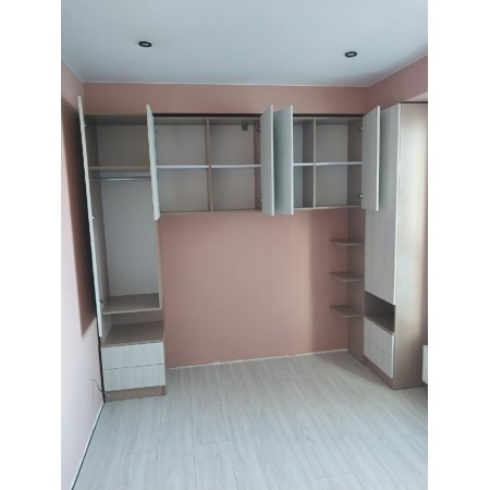 Dulap pentru dormitor modern  A-42